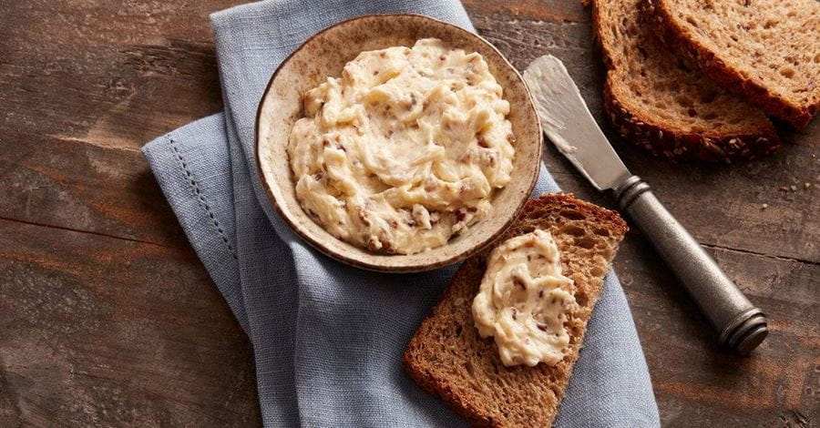 recipe image Maple Pecan Spread